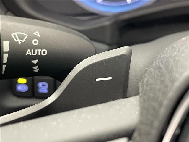 クラウンハイブリッド ＲＳアドバンス　純正１２．３型ナビ　ムーンルーフ　全方位カメラ　デジタルインナミラー　フルセグ　黒革　シートヒーター　シートベンチレーション　ＢＳＭ　ＡＣ１００Ｖ　ＥＴＣ２．０　衝突軽減　追従クルコン　ＬＥＤ　禁煙車（29枚目）