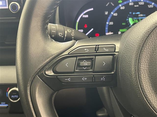 ヤリスクロス ハイブリッドＺ　純正８型ナビ　全方位カメラ　ＢＳＭ　禁煙　追従クルコン　茶ハーフレザー　ＥＴＣ　セーフティセンス　シートヒーター　コーナーセンサー　ＬＥＤオートライト　パワーシート　衝突軽減　車線逸脱　電子パーキング（14枚目）