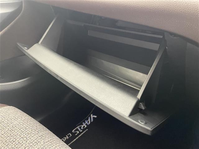 ヤリスクロス ハイブリッドＺ　純正８型ナビ　全方位カメラ　ＢＳＭ　禁煙　追従クルコン　茶ハーフレザー　ＥＴＣ　セーフティセンス　シートヒーター　コーナーセンサー　ＬＥＤオートライト　パワーシート　衝突軽減　車線逸脱　電子パーキング（33枚目）