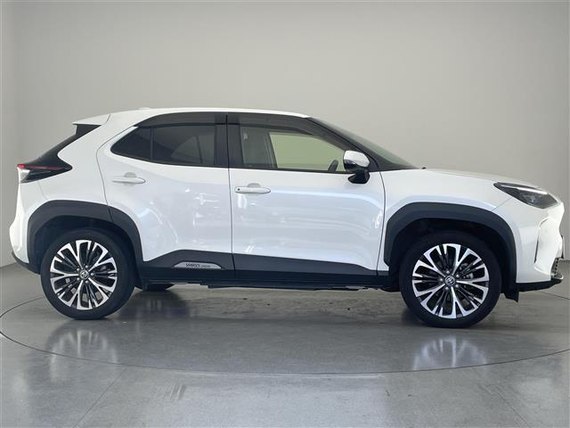 ヤリスクロス ハイブリッドＺ　純正８型ナビ　全方位カメラ　ＢＳＭ　禁煙　追従クルコン　茶ハーフレザー　ＥＴＣ　セーフティセンス　シートヒーター　コーナーセンサー　ＬＥＤオートライト　パワーシート　衝突軽減　車線逸脱　電子パーキング（40枚目）