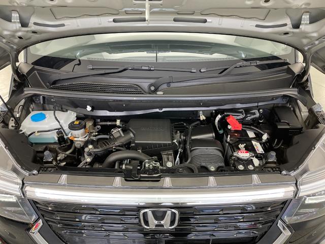 N-BOXカスタム ターボ 届出済未使用車 社外8型ナビ 禁煙車 バックカメラ シートヒーター ハーフレザー 両側パワスラ ETC パドルシフト ホンダセンシング 衝突軽減装置 追従クルコン コーナーセンサー リアロールシェード(26枚目)