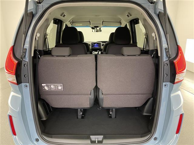フリードハイブリッド ハイブリッド・Ｇホンダセンシング　純正９型ナビ　バックカメラ　両側パワスラ　禁煙　フルセグ　ＤＶＤ　追従クルコン　ホンダセンシング　ＥＴＣ　ドラレコ　シートヒーター　衝突軽減　車線逸脱　ＬＥＤオートライト　ＵＳＢ接続　コーナーセンサー（22枚目）