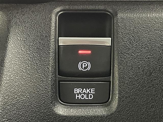 N-BOXカスタム ターボ 純正9型ナビ シートヒーター 両側パワスラ バックカメラ フルセグTV 追従クルコン ETC ホンダセンシング パドルシフト 黒ハーフレザー コーナーセンサー 衝突軽減 LEDライト USB接続 禁煙(7枚目)