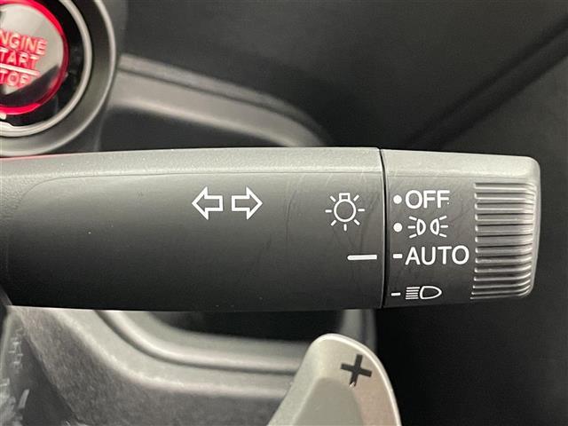 N-BOXカスタム ターボ 純正9型ナビ シートヒーター 両側パワスラ バックカメラ フルセグTV 追従クルコン ETC ホンダセンシング パドルシフト 黒ハーフレザー コーナーセンサー 衝突軽減 LEDライト USB接続 禁煙(15枚目)