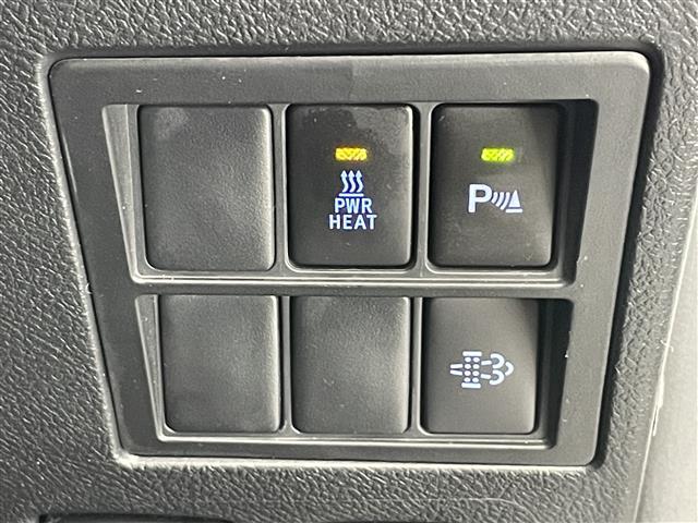 ハイラックス Z 純正ナビ バックカメラ AEROKLASキャノピー JBLスピーカー ETC 純正ドラレコ BATTLEZリフトアップサス GRサイドステップ 純正オーバーフェンダー TRDフィルム 衝突軽減 禁煙車(5枚目)