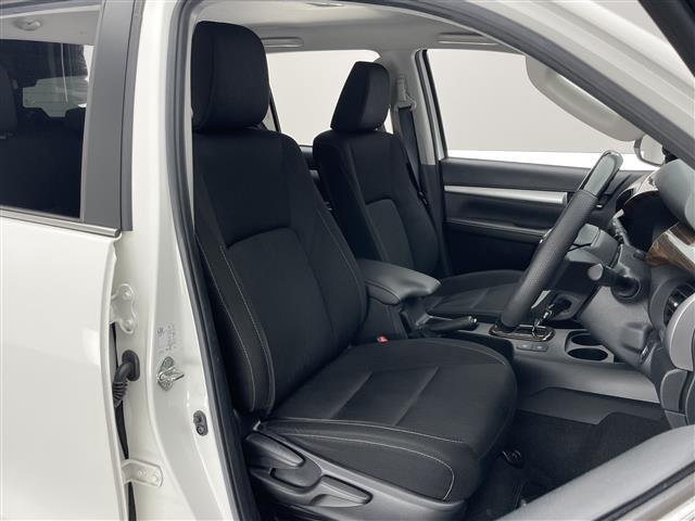 ハイラックス Z 純正ナビ バックカメラ AEROKLASキャノピー JBLスピーカー ETC 純正ドラレコ BATTLEZリフトアップサス GRサイドステップ 純正オーバーフェンダー TRDフィルム 衝突軽減 禁煙車(19枚目)