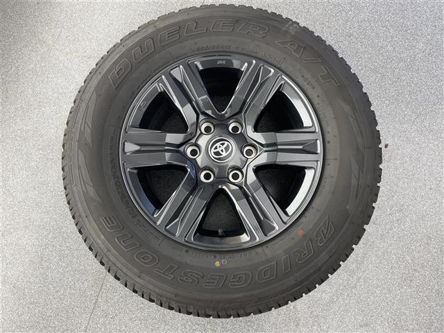 ハイラックス Z 純正ナビ バックカメラ AEROKLASキャノピー JBLスピーカー ETC 純正ドラレコ BATTLEZリフトアップサス GRサイドステップ 純正オーバーフェンダー TRDフィルム 衝突軽減 禁煙車(32枚目)