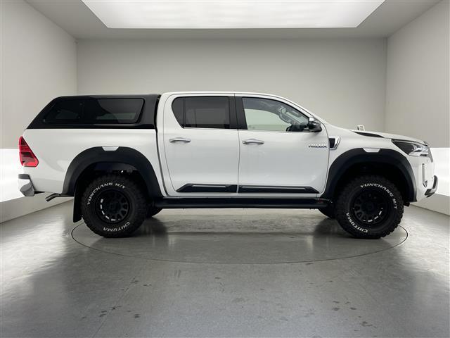 ハイラックス Z 純正ナビ バックカメラ AEROKLASキャノピー JBLスピーカー ETC 純正ドラレコ BATTLEZリフトアップサス GRサイドステップ 純正オーバーフェンダー TRDフィルム 衝突軽減 禁煙車(40枚目)