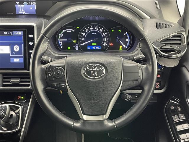 ヴォクシー ハイブリッドＺＳ　煌ＩＩＩ　純正１０型ナビ　純正１２型後席モニター　シートヒーター　バックカメラ　両側パワスラ　ハーフレザー　コーナーセンサー　ＥＴＣ　セーフティセンス　衝突軽減　前後ドラレコ　ＬＥＤオートライト　フォグ　禁煙車（11枚目）