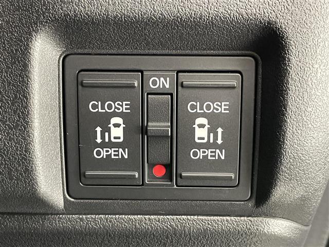 N-BOXカスタム ターボ 純正8型ナビ バックカメラ シートヒーター 両側パワスラ フルセグTV ハーフレザー ホンダセンシング 衝突軽減 追従クルコン ハンドル支援 パドルシフト 電動パーキング LEDオートライト 禁煙車(6枚目)