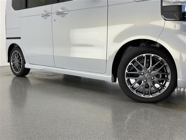 N-BOXカスタム ターボ 純正8型ナビ バックカメラ シートヒーター 両側パワスラ フルセグTV ハーフレザー ホンダセンシング 衝突軽減 追従クルコン ハンドル支援 パドルシフト 電動パーキング LEDオートライト 禁煙車(36枚目)