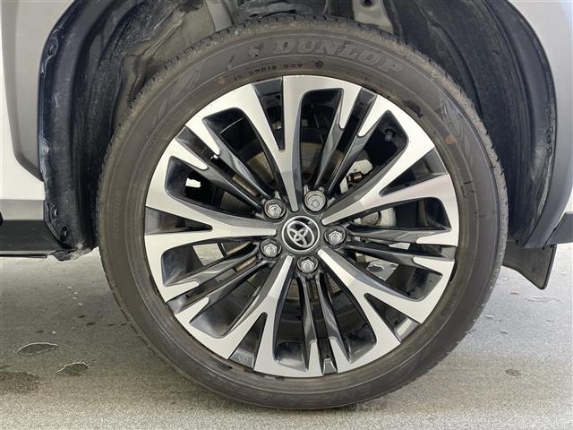 ヤリスクロス ハイブリッドZ アドベンチャー 純正8型DAナビ 全方位カメラ パーキングアシスト シートヒーター ハーフレザー HUD BSM 電動リアゲート 電動パーキング AC100V ETC 衝突軽減 追従クルコン コーナーセンサー 禁煙車(25枚目)