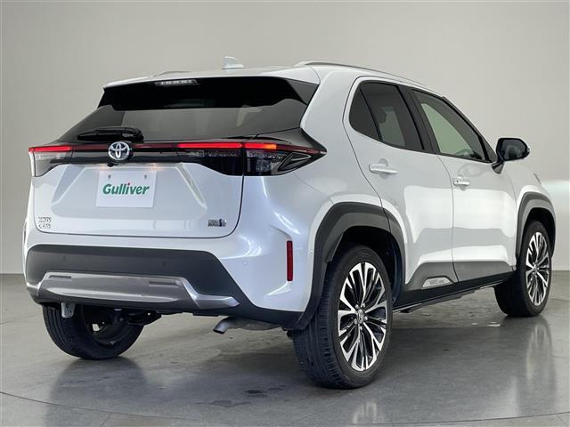 ヤリスクロス ハイブリッドZ アドベンチャー 純正8型DAナビ 全方位カメラ パーキングアシスト シートヒーター ハーフレザー HUD BSM 電動リアゲート 電動パーキング AC100V ETC 衝突軽減 追従クルコン コーナーセンサー 禁煙車(39枚目)