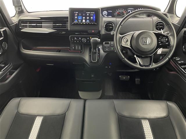 Ｎ－ＢＯＸカスタム Ｌターボ　社外ナビ　バックカメラ　シートヒーター　禁煙　フルセグＴＶ　両側パワスラ　ＥＴＣ　前後ドラレコ　ハーフレザー　ホンダセンシング　衝突軽減　追従クルコン　パドルシフト　電動パーキング　ＬＥＤオートライト（2枚目）