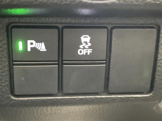 Ｎ－ＢＯＸカスタム Ｌターボ　社外ナビ　バックカメラ　シートヒーター　禁煙　フルセグＴＶ　両側パワスラ　ＥＴＣ　前後ドラレコ　ハーフレザー　ホンダセンシング　衝突軽減　追従クルコン　パドルシフト　電動パーキング　ＬＥＤオートライト（9枚目）