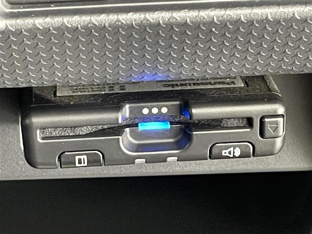 ハスラー G 社外ナビ シートヒーター 禁煙車 TV Bluetooth DVD USB ETC プッシュスタート ツートンカラー レーダーブレーキサポート 衝突軽減 純正フロアマット 純正ドアバイザー オートAC(6枚目)