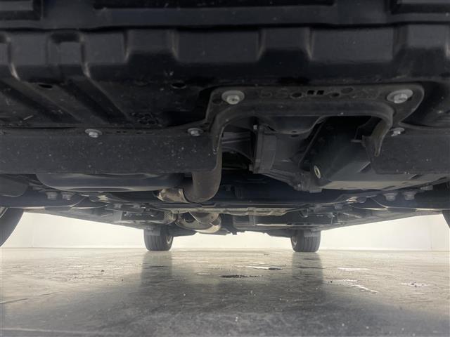 アルファード ２．５Ｓ　メーカーナビ　全方位カメラ　リアエンターテイメント　ＪＢＬ　ＤＶＤデッキ　パーキングアシスト　デジタルインナーミラー　ＢＳＭ　ＨＤＭＩ　セーフティセンス　衝突軽減　追従クルコン　ＬＥＤライト　禁煙車（26枚目）