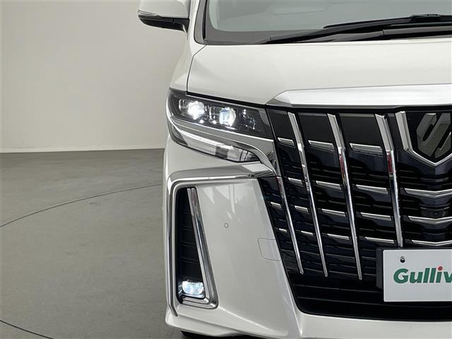 アルファード ２．５Ｓ　メーカーナビ　全方位カメラ　リアエンターテイメント　ＪＢＬ　ＤＶＤデッキ　パーキングアシスト　デジタルインナーミラー　ＢＳＭ　ＨＤＭＩ　セーフティセンス　衝突軽減　追従クルコン　ＬＥＤライト　禁煙車（35枚目）