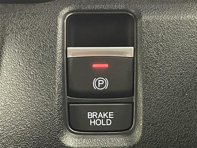 N-BOXカスタム ターボ 純正8型DA 全方位カメラ カープレイ シートヒーター パドルシフト ハーフレザー ホンダセンシング 衝突軽減 車線逸脱 LEDオートライト オートハイビーム コーナーセンサー 電子パーキング 禁煙車(5枚目)