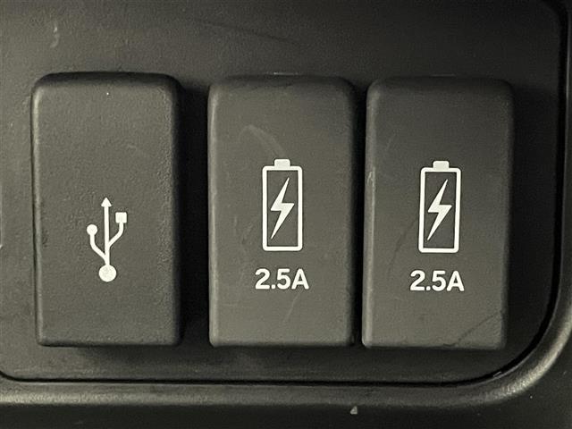 Ｎ－ＢＯＸカスタム Ｇ・Ｌホンダセンシング　純正ナビ　バックカメラ　ＥＴＣ　禁煙車　ＴＶ　Ｂｌｕｅｔｏｏｔｈ　ＵＳＢ　パワースライドドア　ドラレコ　ＥＴＣ　ホンダセンシング　衝突軽減　追従クルコン　ＬＥＤオートライト　ハンドル支援　ナノイーＡＣ（9枚目）