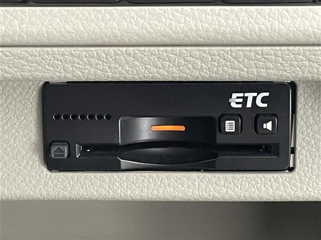 アルトラパン モード 純正ナビ シートヒーター ETC 禁煙車 フルセグTV Bluetooth ナビ連動ドライブレコーダー HIDオートライト レーダーブレーキ 衝突軽減 プッシュスタート 純正フロアマット ドアバイザー(9枚目)