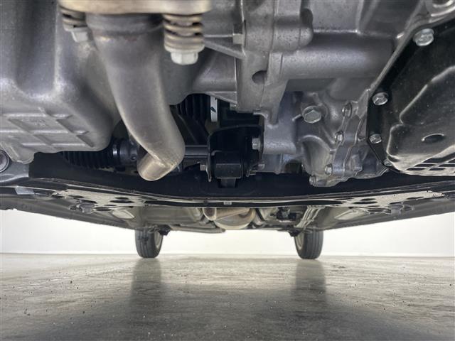 アルトラパン モード 純正ナビ シートヒーター ETC 禁煙車 フルセグTV Bluetooth ナビ連動ドライブレコーダー HIDオートライト レーダーブレーキ 衝突軽減 プッシュスタート 純正フロアマット ドアバイザー(24枚目)