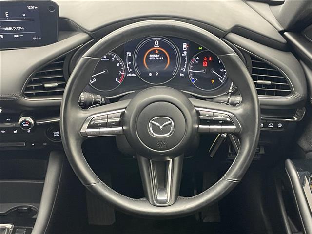 ＭＡＺＤＡ３ファストバック ２０Ｓプロアクティブ　ツーリングセレクション　純８．８型ナビ　ＢＯＳＥ　シートヒーター　全方位カメラ　ＨＤＭＩ　ＢＳＭ　ＨＵＤ　追従クルコン　フルセグ　ＤＶＤ　メモリーシート　パドルシフト　ステアリングヒーター　衝突軽減　コーナーセンサー　ＥＴＣ（10枚目）