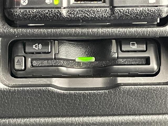 ＭＡＺＤＡ３ファストバック ２０Ｓプロアクティブ　ツーリングセレクション　純８．８型ナビ　ＢＯＳＥ　シートヒーター　全方位カメラ　ＨＤＭＩ　ＢＳＭ　ＨＵＤ　追従クルコン　フルセグ　ＤＶＤ　メモリーシート　パドルシフト　ステアリングヒーター　衝突軽減　コーナーセンサー　ＥＴＣ（13枚目）