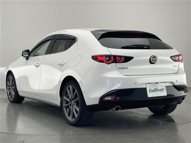 ＭＡＺＤＡ３ファストバック ２０Ｓプロアクティブ　ツーリングセレクション　純８．８型ナビ　ＢＯＳＥ　シートヒーター　全方位カメラ　ＨＤＭＩ　ＢＳＭ　ＨＵＤ　追従クルコン　フルセグ　ＤＶＤ　メモリーシート　パドルシフト　ステアリングヒーター　衝突軽減　コーナーセンサー　ＥＴＣ（42枚目）