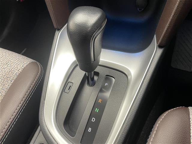 ヤリスクロス ハイブリッドZ 純正8型DAナビ 全方位カメラ パーキングアシスト ハーフレザー シートヒーター BSM HUD 前後ドラレコ ETC パワーバックドア ツートンカラー セーフティセンス 衝突軽減 追従クルコン 禁煙(30枚目)