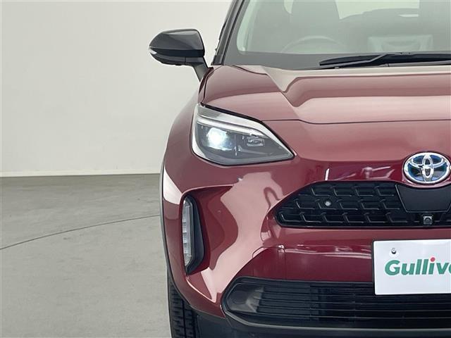 ヤリスクロス ハイブリッドZ 純正8型DAナビ 全方位カメラ パーキングアシスト ハーフレザー シートヒーター BSM HUD 前後ドラレコ ETC パワーバックドア ツートンカラー セーフティセンス 衝突軽減 追従クルコン 禁煙(34枚目)