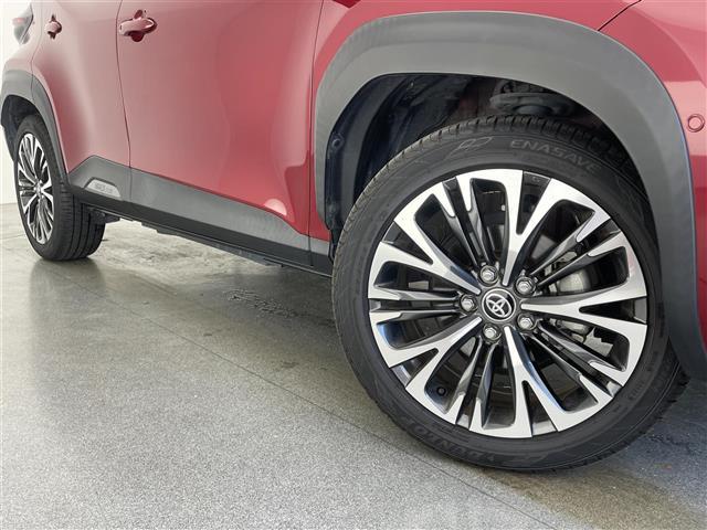 ヤリスクロス ハイブリッドZ 純正8型DAナビ 全方位カメラ パーキングアシスト ハーフレザー シートヒーター BSM HUD 前後ドラレコ ETC パワーバックドア ツートンカラー セーフティセンス 衝突軽減 追従クルコン 禁煙(36枚目)