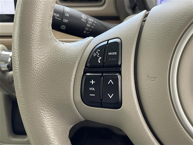 アルトラパン Ｓ　純正ナビ　全方位カメラ　シートヒーター　禁煙車　フルセグＴＶ　ＤＶＤ　ＥＴＣ　ＵＳＢ　衝突軽減　Ｂｌｕｅｔｏｏｔｈ　純正マット　アイドリングストップ　社外１４インチＡＷ　スマートキー　プッシュスタート（12枚目）