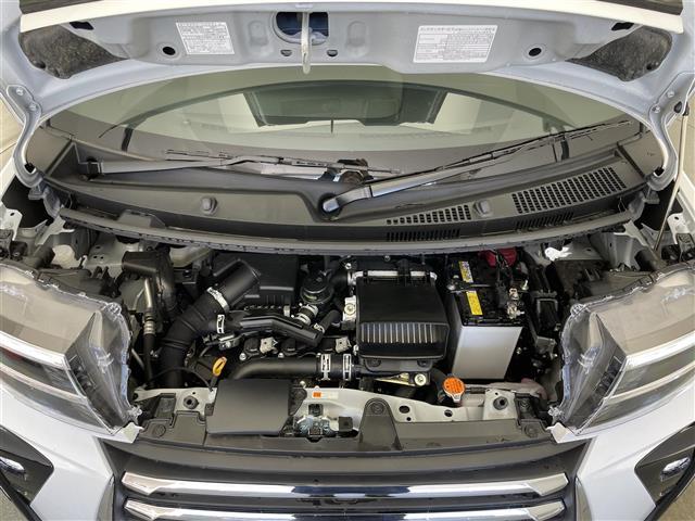 タント カスタムＲＳ　純正１０型ナビ　全方位カメラ　シートヒーター　ＨＤＭＩ　両側パワスラ　フルセグＴＶ　ＤＶＤ　スマアシ　ＥＴＣ　ドラレコ　コーナーセンサー　衝突軽減　ＵＳＢ接続　ＬＥＤライト　フォグ　純正マット　禁煙車（24枚目）