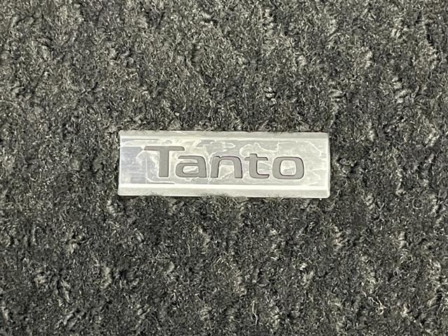 タント カスタムＲＳ　純正１０型ナビ　全方位カメラ　シートヒーター　ＨＤＭＩ　両側パワスラ　フルセグＴＶ　ＤＶＤ　スマアシ　ＥＴＣ　ドラレコ　コーナーセンサー　衝突軽減　ＵＳＢ接続　ＬＥＤライト　フォグ　純正マット　禁煙車（26枚目）