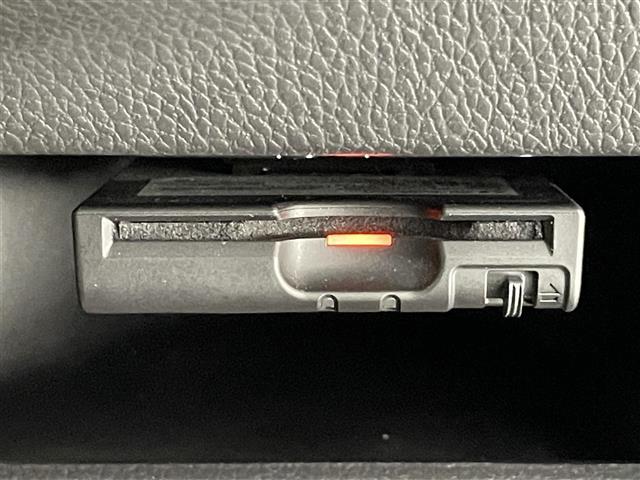 デイズルークス ハイウェイスター X 純正ナビ 全方位カメラ ドラレコ 禁煙 フルセグTV Bluetooth ETC USB 両側パワスラ エマブレ 衝突軽減 オートハイビーム HIDオートライト フォグ 純正フロアマット リアシェード(6枚目)