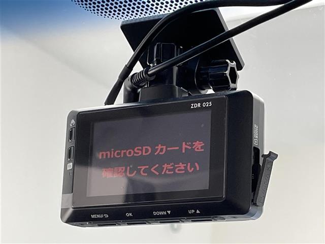 デリカD:5 アーバンギア G 社外ナビ バックカメラ 禁煙 フルセグTV DVD 追従クルコン パドルシフト 両側パワスラ ETC ドラレコ USB 衝突軽減 LEDオートライト フォグランプ 純正フロアマット Bluetooth(6枚目)