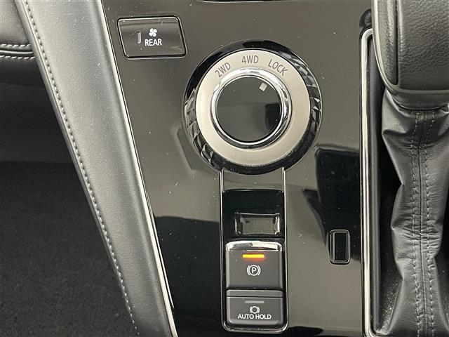 デリカD:5 アーバンギア G 社外ナビ バックカメラ 禁煙 フルセグTV DVD 追従クルコン パドルシフト 両側パワスラ ETC ドラレコ USB 衝突軽減 LEDオートライト フォグランプ 純正フロアマット Bluetooth(9枚目)