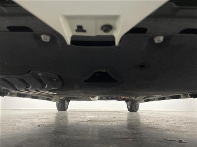 デリカＤ：２ ハイブリッドＳＺ　ナビパッケージ　純正ナビ　全方位カメラ　シートヒーター　フルセグＴＶ　ＢＴ　両側パワスラ　ＥＴＣ　デュアルカメラブレーキ　衝突軽減　車線逸脱　クルーズコントロール　ＨＩＤオートライト　フォグランプ　純正フロアマット（24枚目）