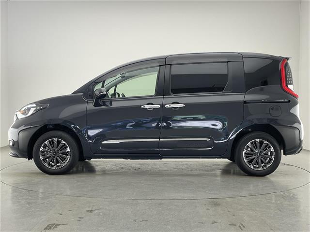 シエンタ Ｚ　純正１０．５型ナビ　シートヒーター　禁煙　全方位カメラ　ＢＳＭ　フルセグＴＶ　追従クルコン　ドラレコ　ＥＴＣ　両側パワスラ　セーフティセンス　衝突軽減　コーナーセンサー　ＬＥＤライト　モデリスタアルミ（17枚目）