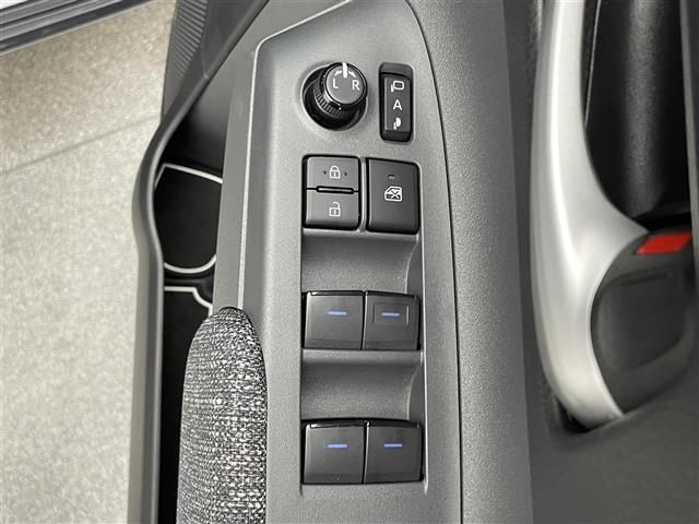 シエンタ Ｚ　純正１０．５型ナビ　シートヒーター　禁煙　全方位カメラ　ＢＳＭ　フルセグＴＶ　追従クルコン　ドラレコ　ＥＴＣ　両側パワスラ　セーフティセンス　衝突軽減　コーナーセンサー　ＬＥＤライト　モデリスタアルミ（31枚目）