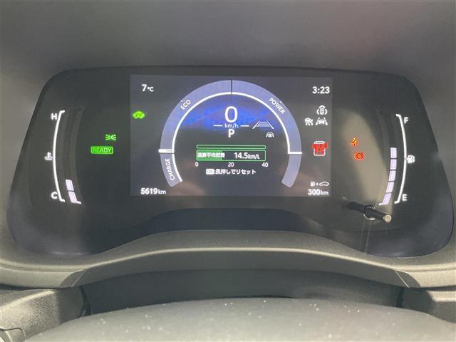 シエンタ ハイブリッドＺ　純正１０．５型ナビ　全方位カメラ　禁煙車　シートヒーター　ステアリングヒーター　内蔵型前後ドラレコ　純正１５インチＯＰアルミ　ＥＴＣ　ＢＳＭ　セーフティセンス　衝突軽減　追従クルコン　コーナーセンサー（11枚目）