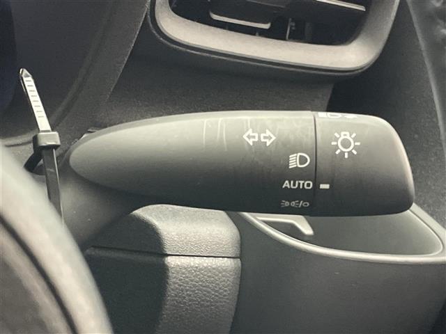 シエンタ ハイブリッドＺ　純正１０．５型ナビ　全方位カメラ　禁煙車　シートヒーター　ステアリングヒーター　内蔵型前後ドラレコ　純正１５インチＯＰアルミ　ＥＴＣ　ＢＳＭ　セーフティセンス　衝突軽減　追従クルコン　コーナーセンサー（33枚目）