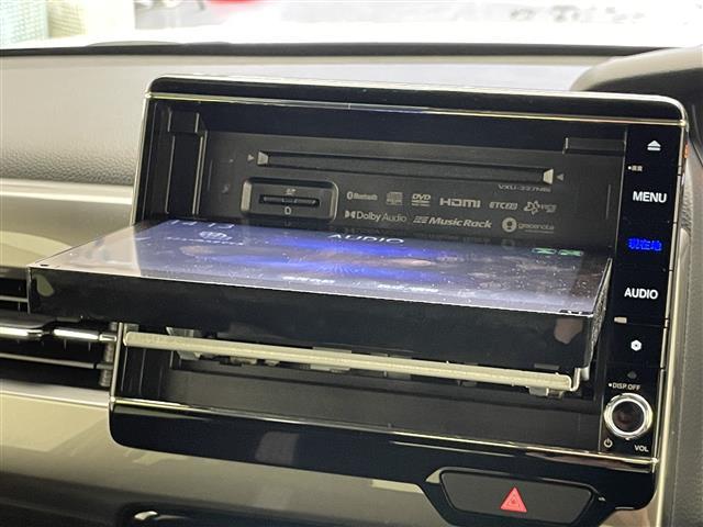 Ｎ－ＢＯＸカスタム Ｌターボ　スタイル＋ブラック　純正８型ナビ　シートヒーター　禁煙車　バックカメラ　フルセグＴＶ　ＢＴ　カープレイ　純正ドラレコ　両側パワスラ　ハーフレザー　パーキングセンサー　ホンダセンシング　衝突軽減　追従クルコン　ハンドル支援（13枚目）