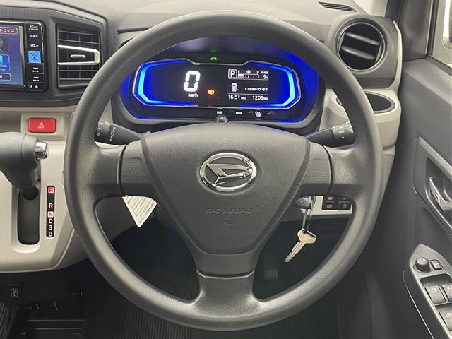 ミライース Ｘ　リミテッドＳＡＩＩＩ　純正ナビ　バックカメラ　スマアシＩＩＩ　禁煙車　フルセグＴＶ　Ｂｌｕｅｔｏｏｔｈ　ＤＶＤ　ＵＳＢ　衝突軽減装置　コーナーセンサー　純正ドラレコ　ＬＥＤオートライト　オートハイビーム　アイドリングストッ（10枚目）