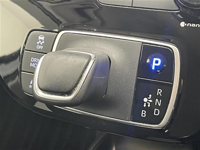 アクア Z 純正10.5型DAナビ 全方位カメラ DVDデッキ フルセグTV AC100V電源 BSM 録画機能付きミラー セーフティセンス 衝突軽減 追従クリコン LEDオートライト コーナーセンサー 禁煙車(28枚目)