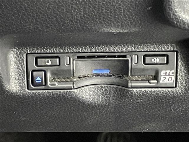 シエンタ ハイブリッドZ 純正10.5型DAナビ 全方位カメラ シートヒーター ハンドルヒーター リアサーキュレーター 両側パワスラ 前後ドラレコ セーフティセンス 衝突軽減 追従クルコン A100V電源 ETC2.0 禁煙車(27枚目)