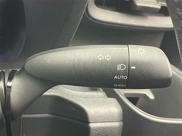 シエンタ ハイブリッドZ 純正10.5型DAナビ 全方位カメラ シートヒーター ハンドルヒーター リアサーキュレーター 両側パワスラ 前後ドラレコ セーフティセンス 衝突軽減 追従クルコン A100V電源 ETC2.0 禁煙車(32枚目)