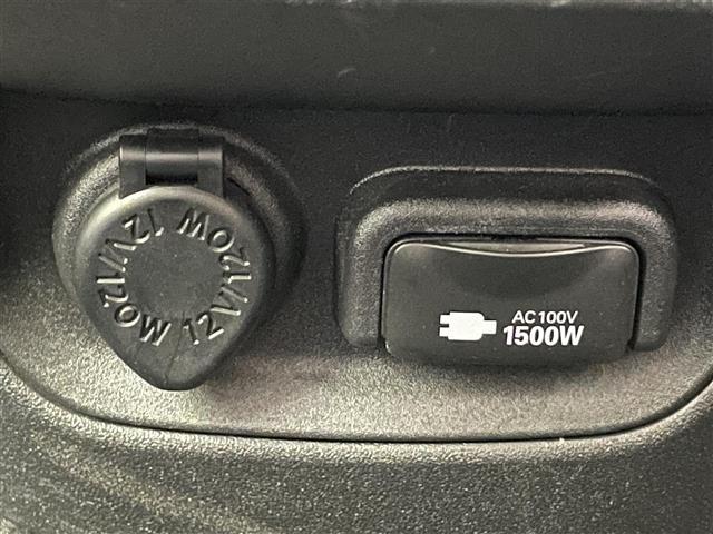 シエンタ ハイブリッドZ 純正10.5型DAナビ 全方位カメラ 禁煙車 フルセグTV ミラキャスト ドラレコ AC100V 両側パワスラ BSM セーフティセンス 衝突軽減 追従クルコン コーナーセンサー LEDライト ETC(6枚目)