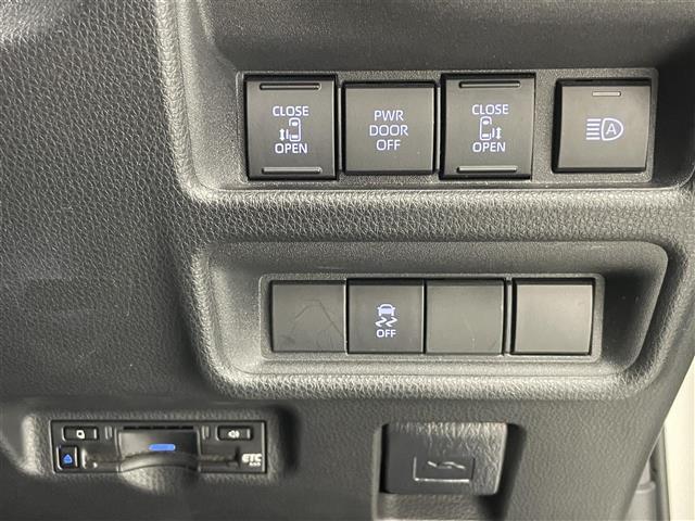 シエンタ ハイブリッドZ 純正10.5型DAナビ 全方位カメラ 禁煙車 フルセグTV ミラキャスト ドラレコ AC100V 両側パワスラ BSM セーフティセンス 衝突軽減 追従クルコン コーナーセンサー LEDライト ETC(8枚目)